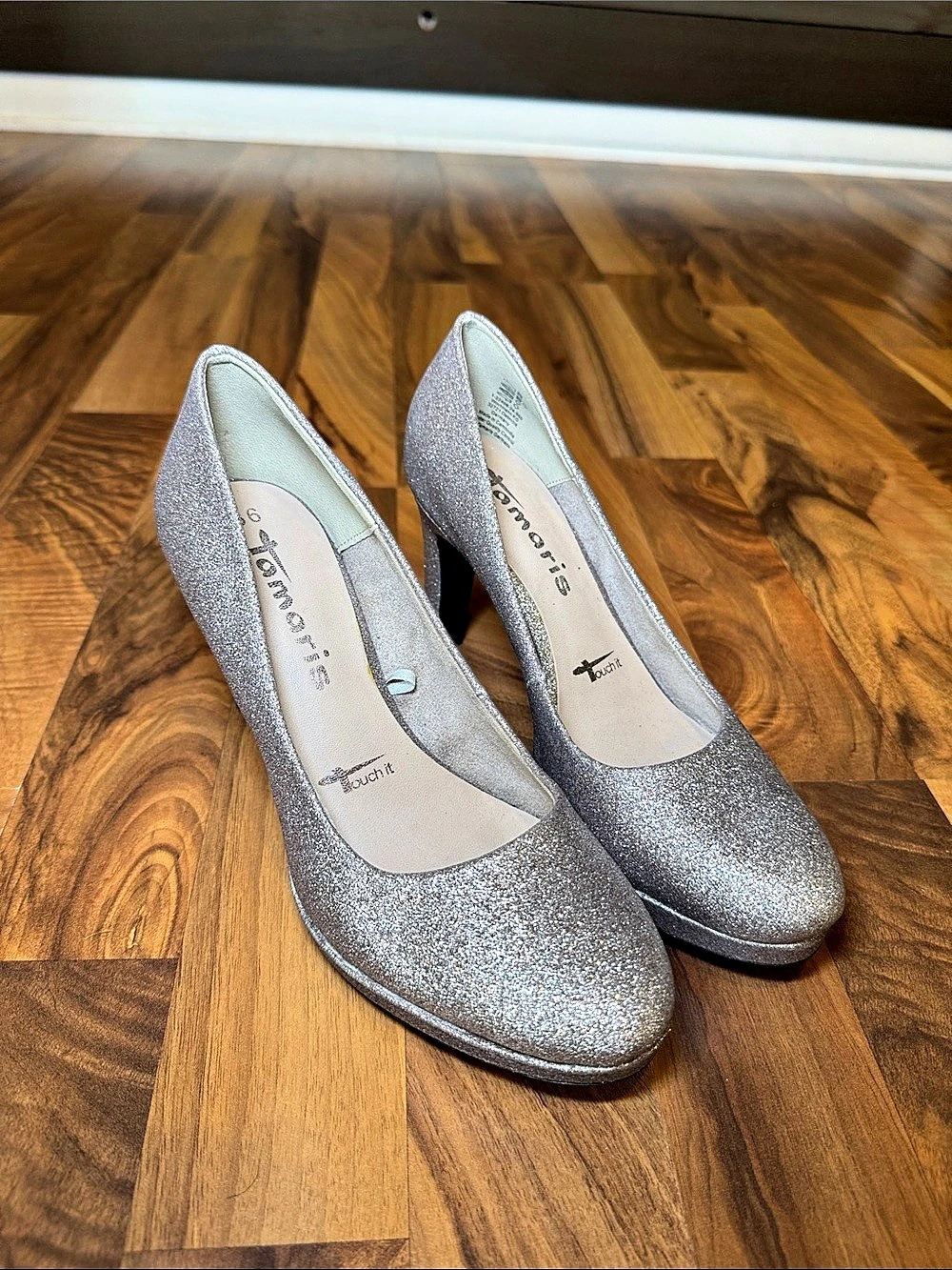 tamaris Glitter Platform Heels in Silver EU 36